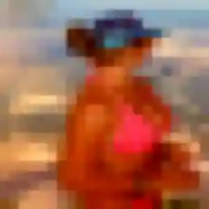 Natacha, femme de 42 ans propose rencontre cougar à Annœullin