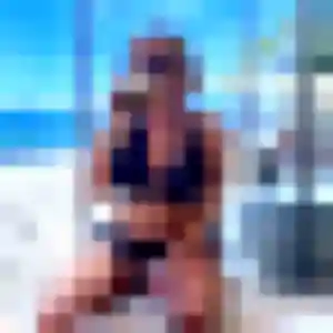 Rencontre Inaya, 20 ans à Arès en privé