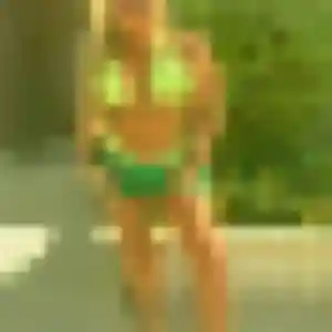 Urielle, femme de 21 ans veut rencontre cougar à Arles