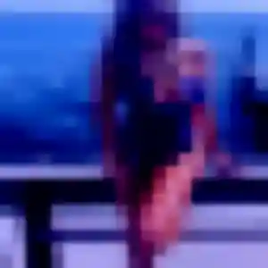 Ilona, 28 ans, connectée à Aussillon pour une rencontre coquine