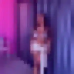 rencontre cougar à Biarritz : photo de Lou-Anne, 32 ans - accès libre