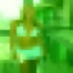 Helena (26 ans) à Calvisson cherche un rencontre cougar rapidement