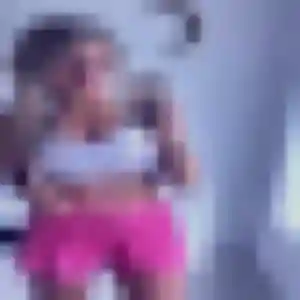 Photo perso de Sylviane, 20 ans à Cannes - rencontre coquine