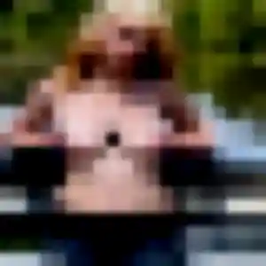 Profil de Ulrike à Caussade (24 ans) - rencontre cougar discret