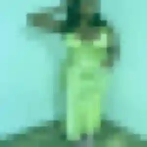 Rencontre Faustine, 31 ans à Cazouls-lès-Béziers en privé