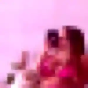 Contacte Odette, 19 ans à Chauray en privé