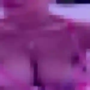 Luna (19 ans) à Ciboure attend un rencontre cougar ce soir