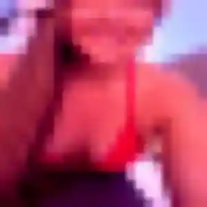 Rejoins Graziella, 21 ans à Commentry en privé