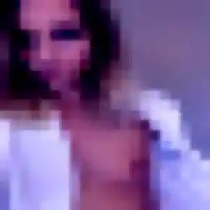 Clarisse, 40 ans, cherche un rencontre cougar à Condat-sur-Vienne