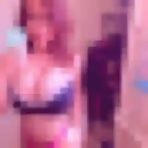 Charmante Joana, 34 ans à Coulaines - voir sa photo