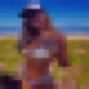 Belle Lise, 23 ans à Croix - voir sa photo