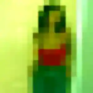 Photo de Martine à Décines-Charpieu (23 ans) - rencontre cougar sans inscription