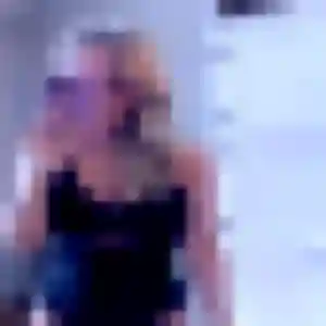 Rosemarie (29 ans) à Gennes-Val-de-Loire cherche un rencontre cougar ce soir