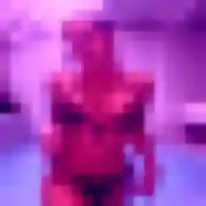 Marie-Helene, 23 ans, connectée à Grand-Couronne pour une rencontre coquine