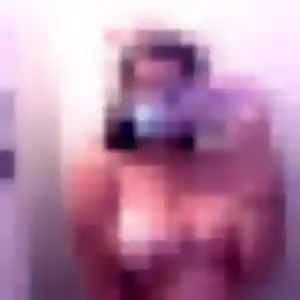 Vinciane, 22 ans, disponible à Houilles pour une rencontre coquine