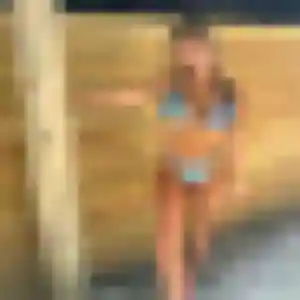 Photo de Magalie à La Garde (20 ans) - rencontre cougar discret
