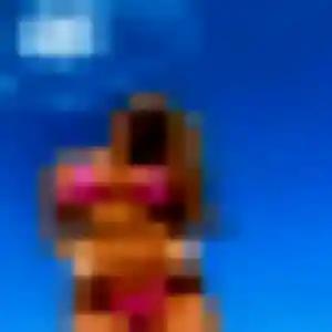 Photo de Romina à La Ville-aux-Dames (40 ans) - rencontre cougar discret
