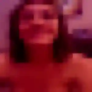 Rosemarie, 33 ans, en ligne à Lagord pour un rencontre cougar