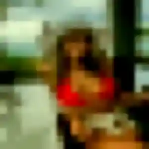 Amel, 23 ans, dispo pour rencontre cougar à Le Mené