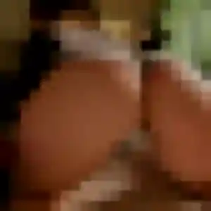 Hortense, 19 ans, en ligne à Le Vauclin pour une rencontre coquine