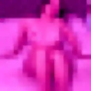 Brune, fille de 26 ans propose rencontre cougar à Léognan