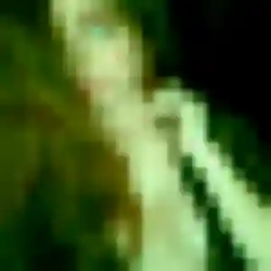 Svetlana, 28 ans, en ligne à Léognan pour une rencontre coquine