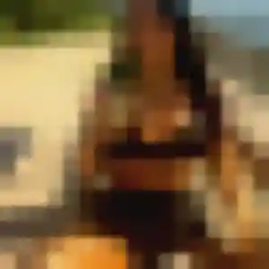 Photo de Touria à Les Herbiers (37 ans) - rencontre cougar anonyme