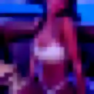 Barbara, 37 ans, connectée à Limay pour un rencontre cougar