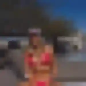 Alix, 41 ans, disponible à Longpont-sur-Orge pour un rencontre cougar