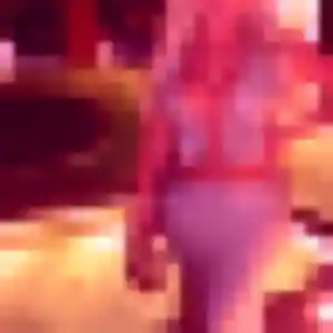 Eugenie, 27 ans, en ligne à Longué-Jumelles pour un rencontre cougar