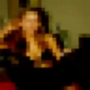 Louna, 38 ans, en ligne à Louveciennes pour une rencontre coquine