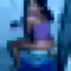 Contacte Ambre, 28 ans à Mâcon en privé