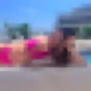 Flore, 26 ans, en ligne à Macouria pour un rencontre cougar