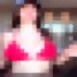 Priscilla, 22 ans, connectée à Mont-Saint-Martin pour une rencontre coquine