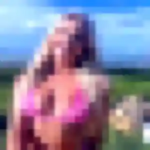 Photo de Elvire à Monts (42 ans) - rencontre cougar anonyme