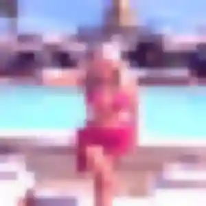 Sexy Ursula, 20 ans à Nanterre - voir sa photo