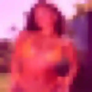 Bertille, fille de 44 ans propose rencontre cougar à Noves