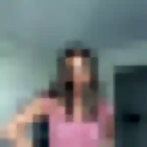 Manon, 37 ans, en ligne à Orée d'Anjou pour une rencontre coquine