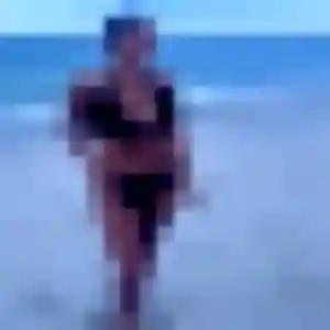 Photo privée de Jihane, 22 ans à Palaiseau - plan discret
