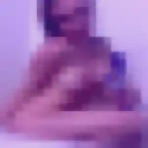 Clara de Parthenay, 19 ans - rencontre cougar discret