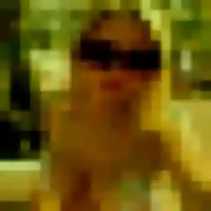 Capucine, 37 ans, connectée à Penmarch pour une rencontre coquine