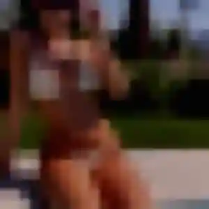 Belle Bettina, 28 ans à Péronnas - voir sa photo
