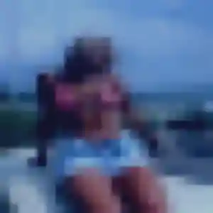 Ibtissam de Privas, 38 ans - rencontre cougar en toute liberté