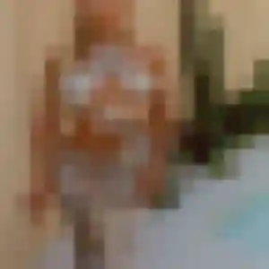 Deborah, femme de 19 ans veut rencontre cougar à Provins