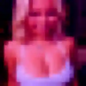 Sabrina, 19 ans, connectée à Rosny-sur-Seine pour une rencontre coquine
