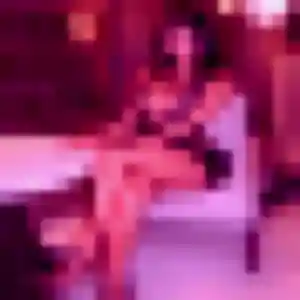 Samantha, 19 ans, en ligne à Roubaix pour une rencontre coquine
