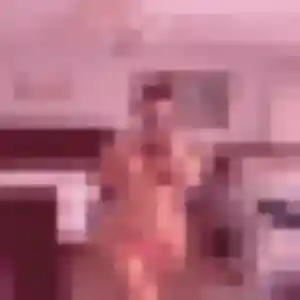 Photo exclusive de Ursule, 22 ans à Sablé-sur-Sarthe - rencontre coquine