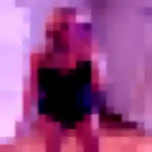 Profil de Rosalie à Saint-Cloud (22 ans) - rencontre cougar discret