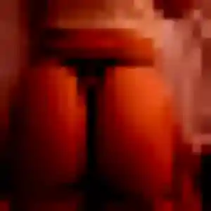 Gladys, 24 ans, connectée à Saint-Esprit pour une rencontre coquine