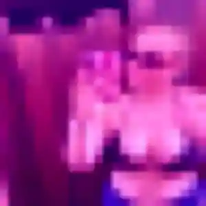 Aurelie, fille de 19 ans cherche rencontre cougar à Saint-Pierre-en-Faucigny